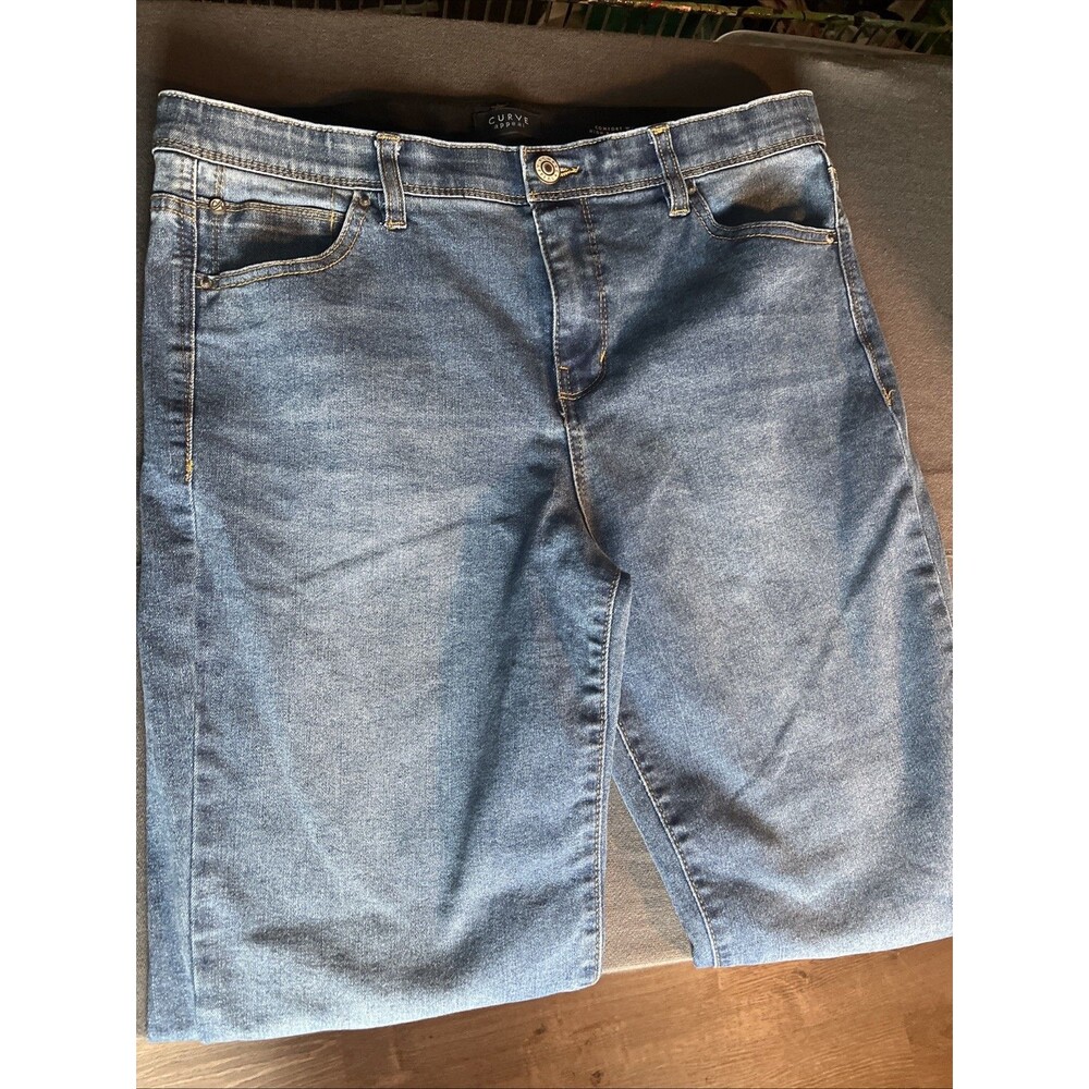 Curve appeal Blue  jeans Size 12/31 Women’s Comfort Waste High-Rise Straight